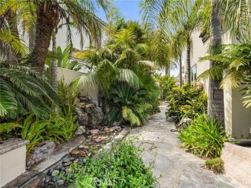 6461 Morningside Drive, Huntington Beach, CA