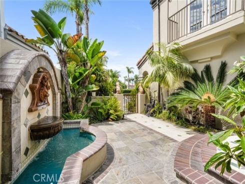 6461 Morningside Drive, Huntington Beach, CA