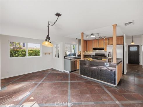 21241 Lochlea Lane, Huntington Beach, CA