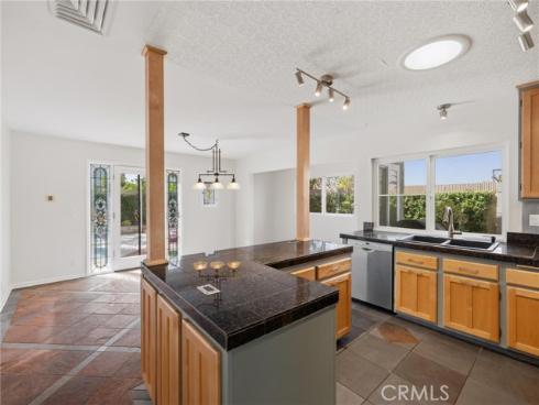 21241 Lochlea Lane, Huntington Beach, CA