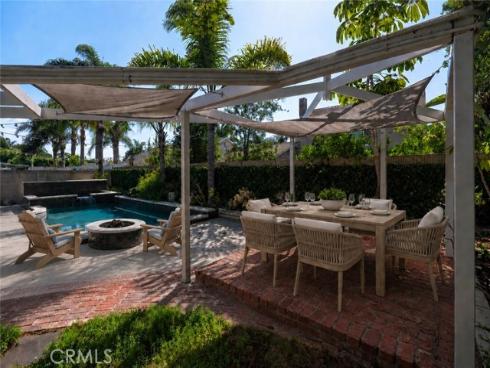 21241 Lochlea Lane, Huntington Beach, CA