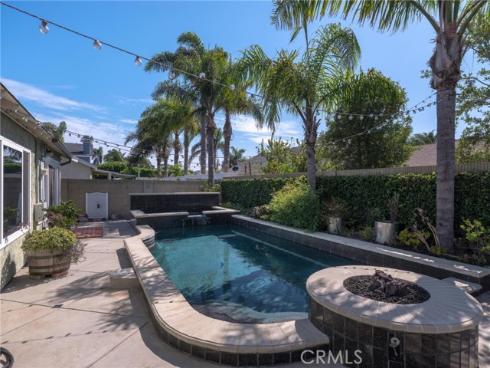 21241 Lochlea Lane, Huntington Beach, CA
