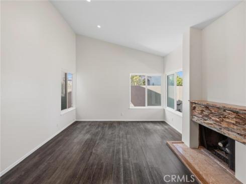 21241 Lochlea Lane, Huntington Beach, CA