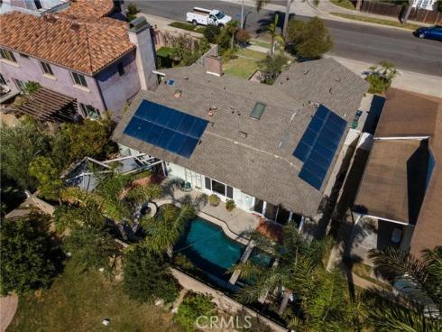21241 Lochlea Lane, Huntington Beach, CA