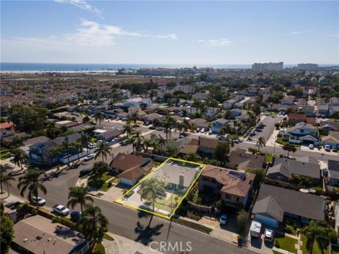 21241 Lochlea Lane, Huntington Beach, CA