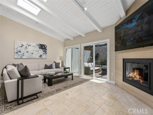 610 21st Street , Huntington Beach, CA