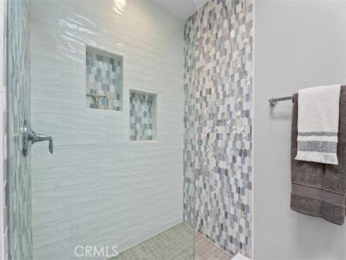 610 21st Street , Huntington Beach, CA