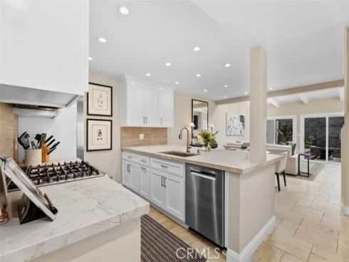 610 21st Street , Huntington Beach, CA