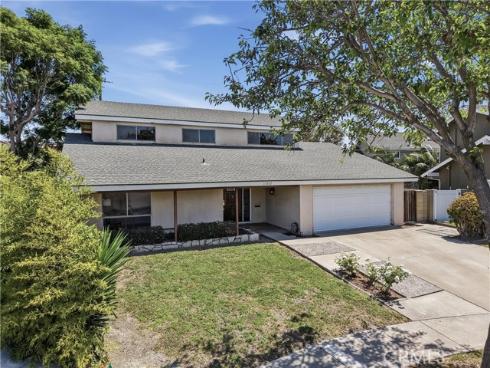 17372 Mira Loma Circle, Huntington Beach, CA