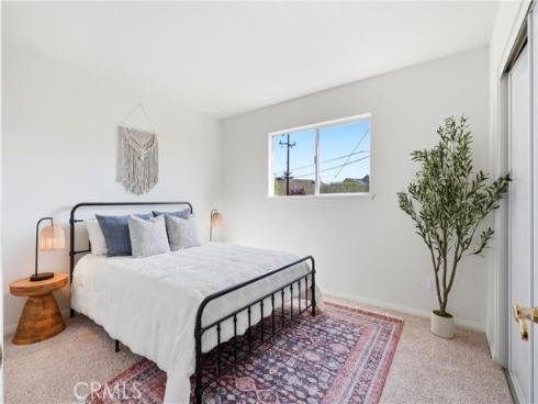 17372 Mira Loma Circle, Huntington Beach, CA