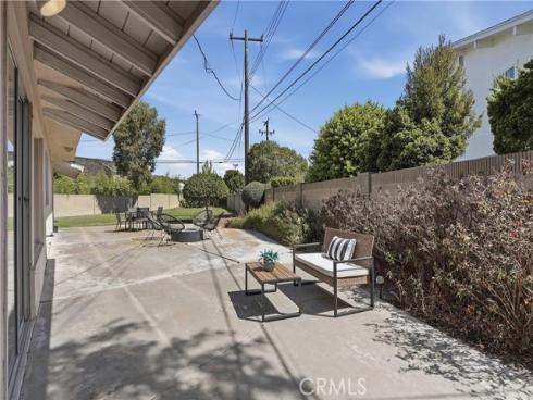 17372 Mira Loma Circle, Huntington Beach, CA