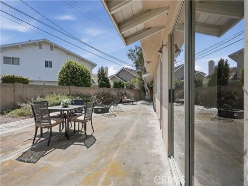 17372 Mira Loma Circle, Huntington Beach, CA