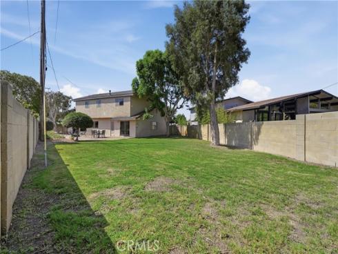 17372 Mira Loma Circle, Huntington Beach, CA