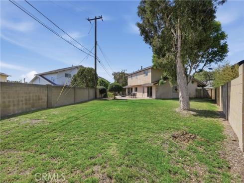 17372 Mira Loma Circle, Huntington Beach, CA