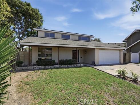 17372 Mira Loma Circle, Huntington Beach, CA