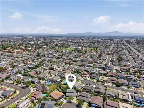 17372 Mira Loma Circle, Huntington Beach, CA