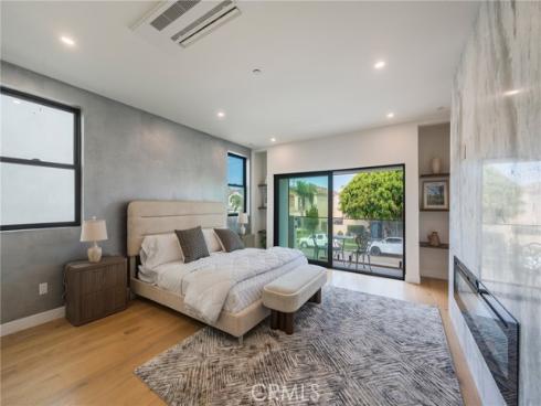 424 20th , Huntington Beach, CA