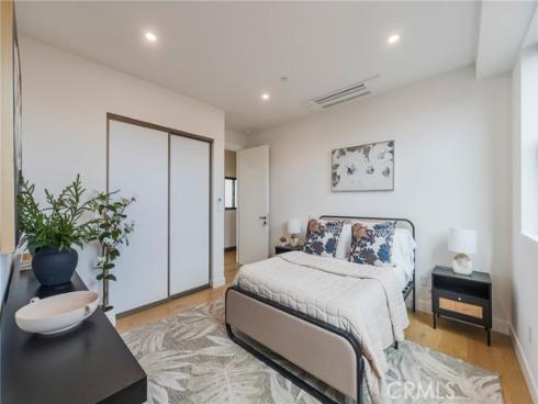 424 20th , Huntington Beach, CA