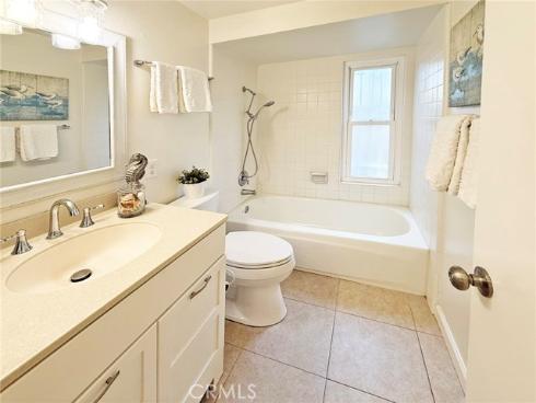 19886 Waterview Lane, Huntington Beach, CA