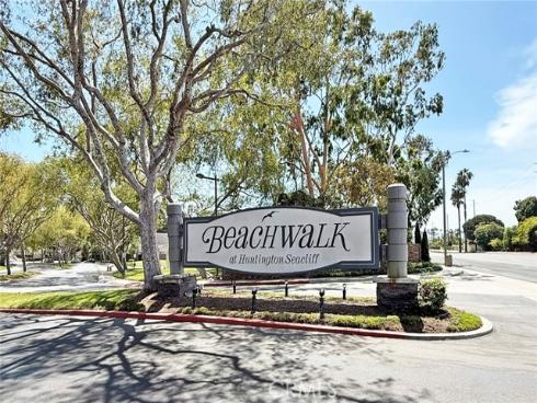 19886 Waterview Lane, Huntington Beach, CA