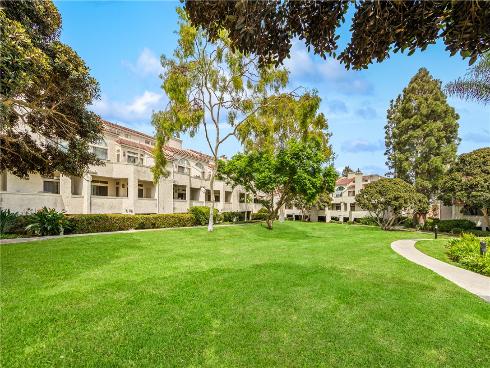 5071 Dorado Drive 106 , Huntington Beach, CA
