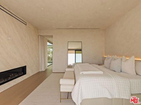 3271 Easter Circle, Huntington Beach, CA