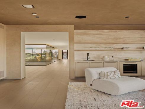 3271 Easter Circle, Huntington Beach, CA