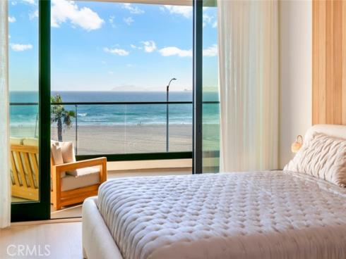 816 Pacific Coast Highway, Huntington Beach, CA