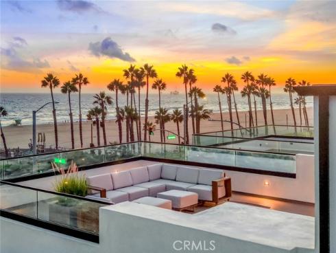 816 Pacific Coast Highway, Huntington Beach, CA