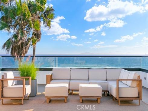 816 Pacific Coast Highway, Huntington Beach, CA