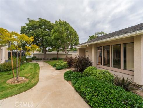 8885 Modoc 1206A Circle, Huntington Beach, CA