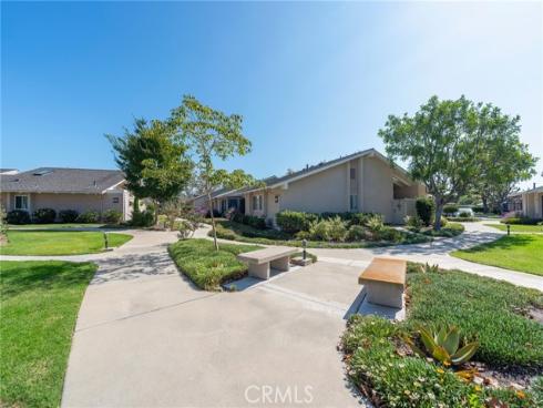 8885 Modoc 1206A Circle, Huntington Beach, CA