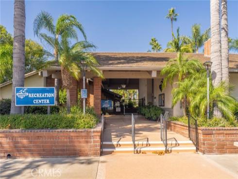 8885 Modoc 1206A Circle, Huntington Beach, CA