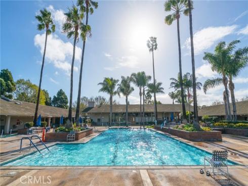 8885 Modoc 1206A Circle, Huntington Beach, CA