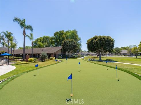 8885 Modoc 1206A Circle, Huntington Beach, CA