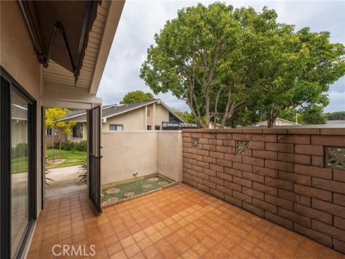 8885 Modoc 1206A Circle, Huntington Beach, CA