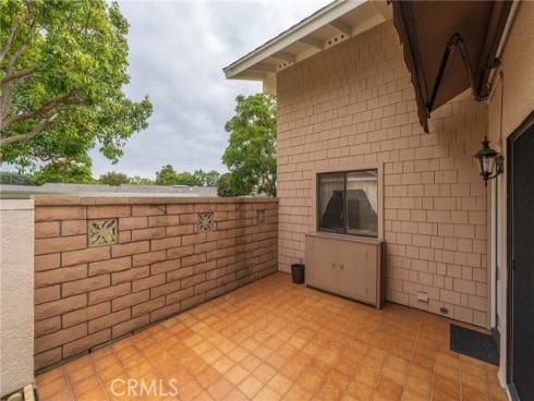 8885 Modoc 1206A Circle, Huntington Beach, CA