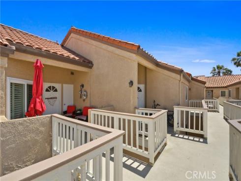 2000 Pacific Coast Hwy Apt 308 , Huntington Beach, CA