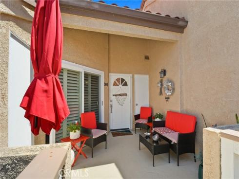 2000 Pacific Coast Hwy Apt 308 , Huntington Beach, CA