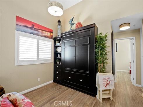 2000 Pacific Coast Hwy Apt 308 , Huntington Beach, CA