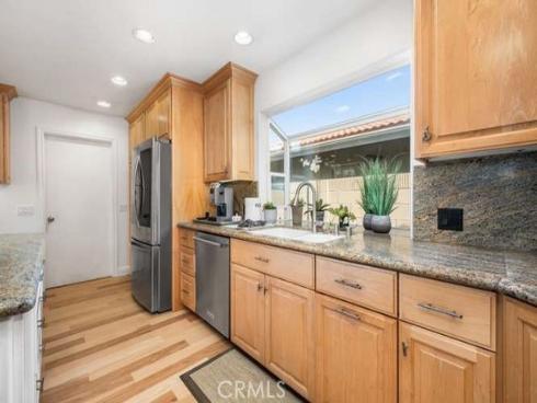 20652 Chaucer Lane, Huntington Beach, CA