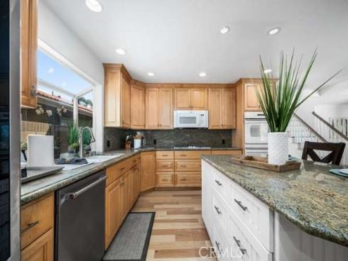 20652 Chaucer Lane, Huntington Beach, CA