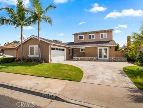 20652 Chaucer Lane, Huntington Beach, CA