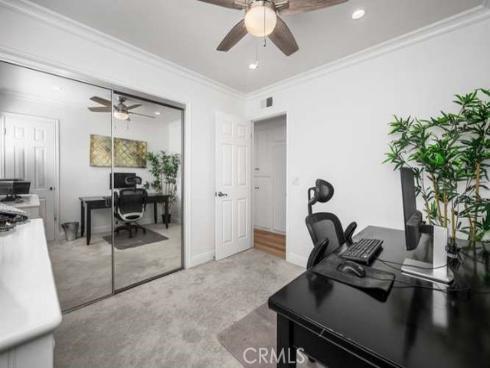 20652 Chaucer Lane, Huntington Beach, CA