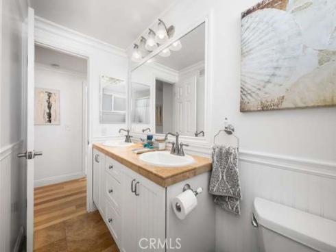 20652 Chaucer Lane, Huntington Beach, CA
