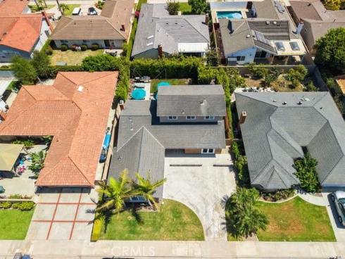 20652 Chaucer Lane, Huntington Beach, CA
