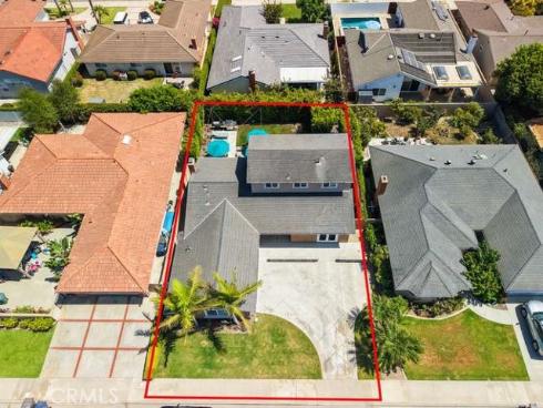 20652 Chaucer Lane, Huntington Beach, CA