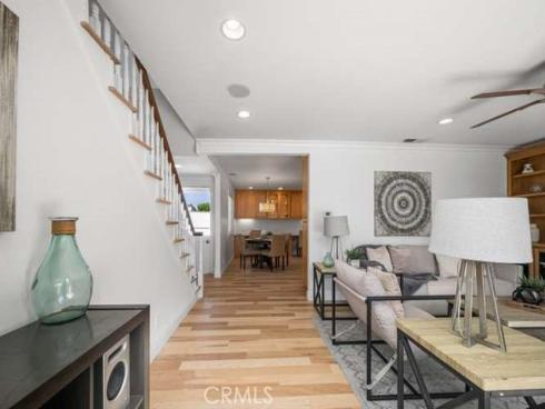 20652 Chaucer Lane, Huntington Beach, CA