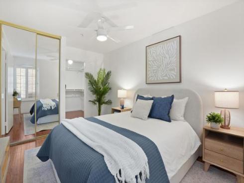 18242 Parkview 208 Lane, Huntington Beach, CA