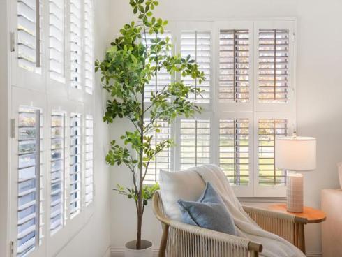 18242 Parkview 208 Lane, Huntington Beach, CA